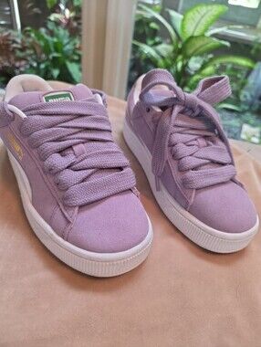 Girls Puma Platform Sneakers in Lavender Suede